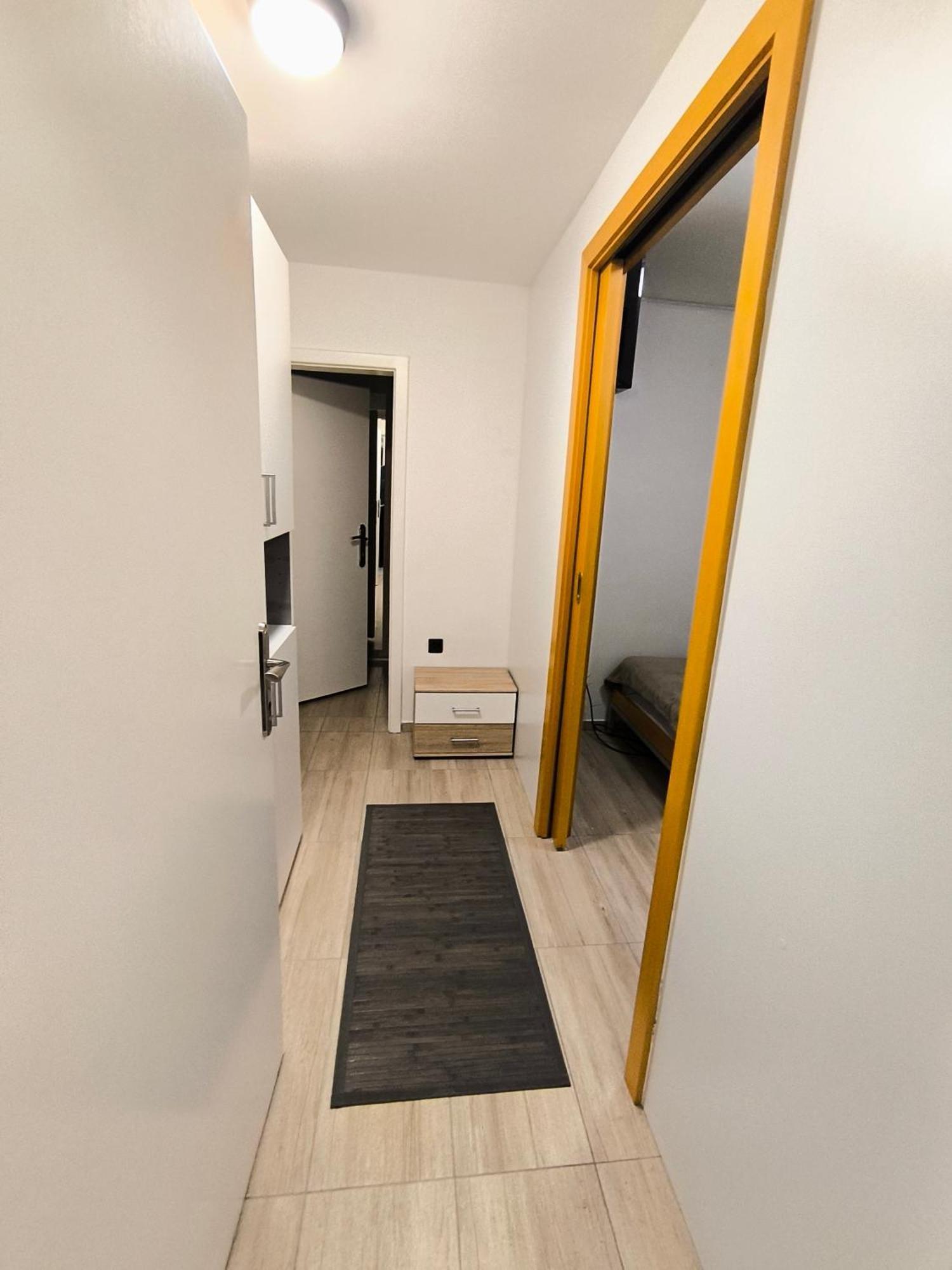 Jo-Ma Apartma - Safe Parking Любляна Екстериор снимка